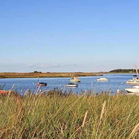6 Personen In Appartement